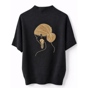 Camiseta Negra con Bordado